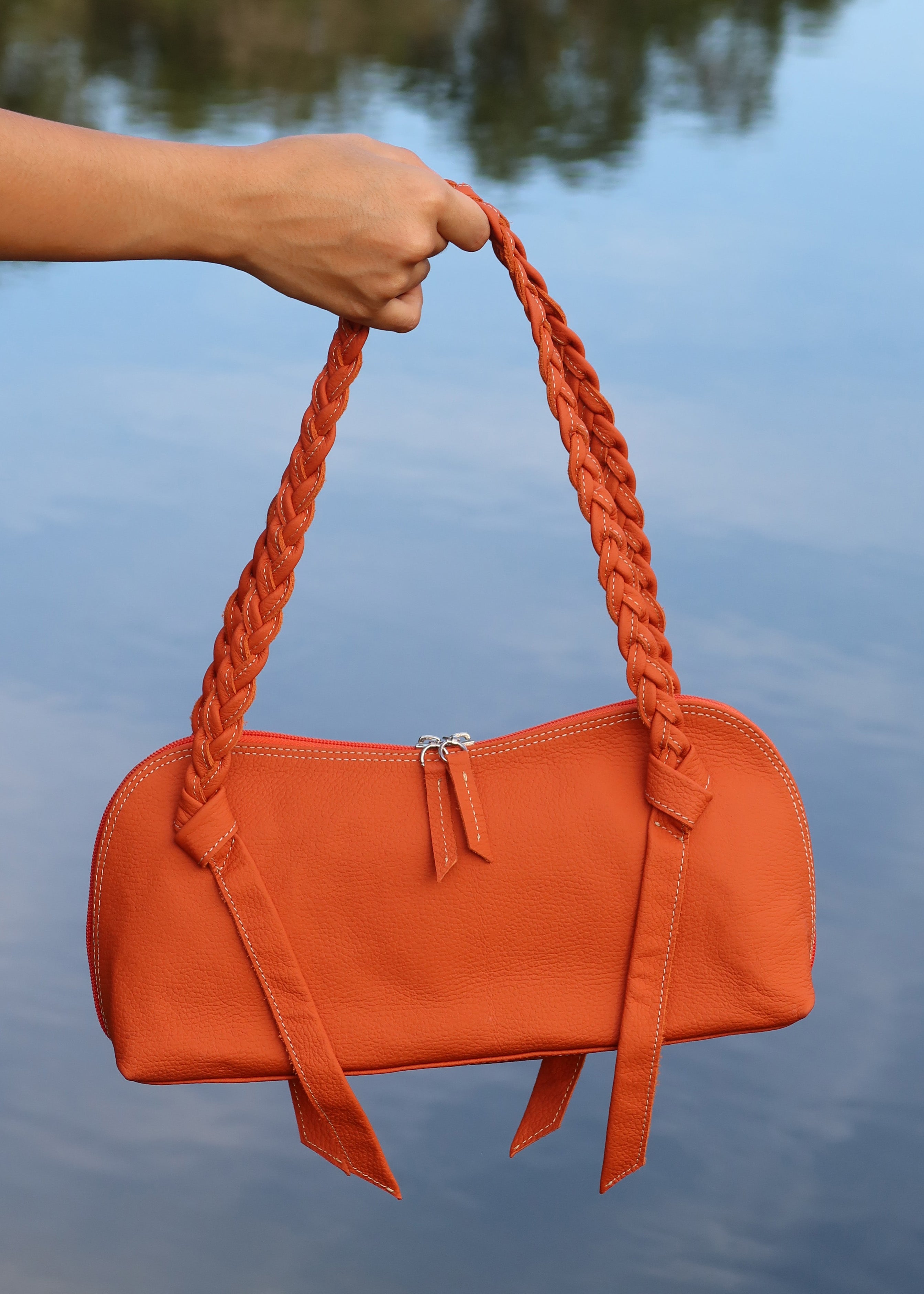 Sun Lineage Reddish Orange